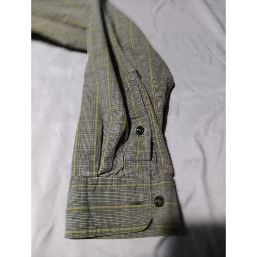 The North Face marks sleeve